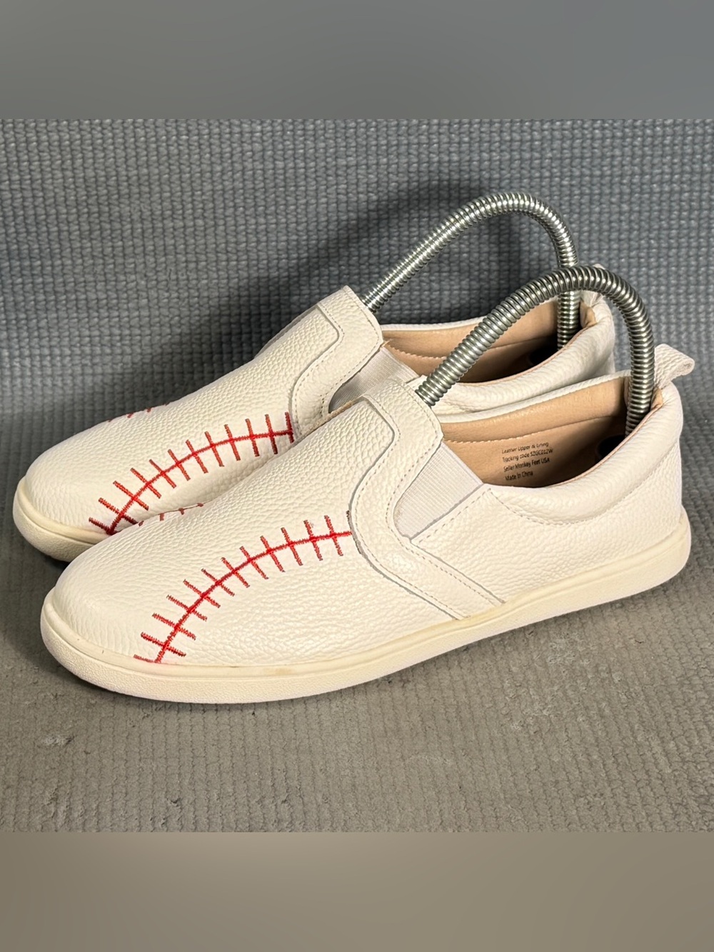 Monkey Feet White Slip On Baseball Shoes Women’s Size 6.5 IS 37 EU